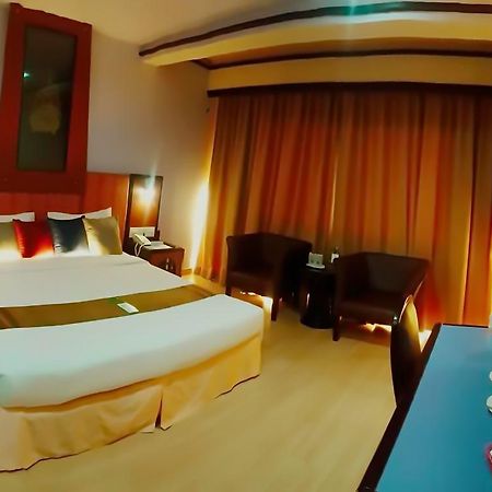 Bp Grand Tower Hotel Hat Yai Zewnętrze zdjęcie
