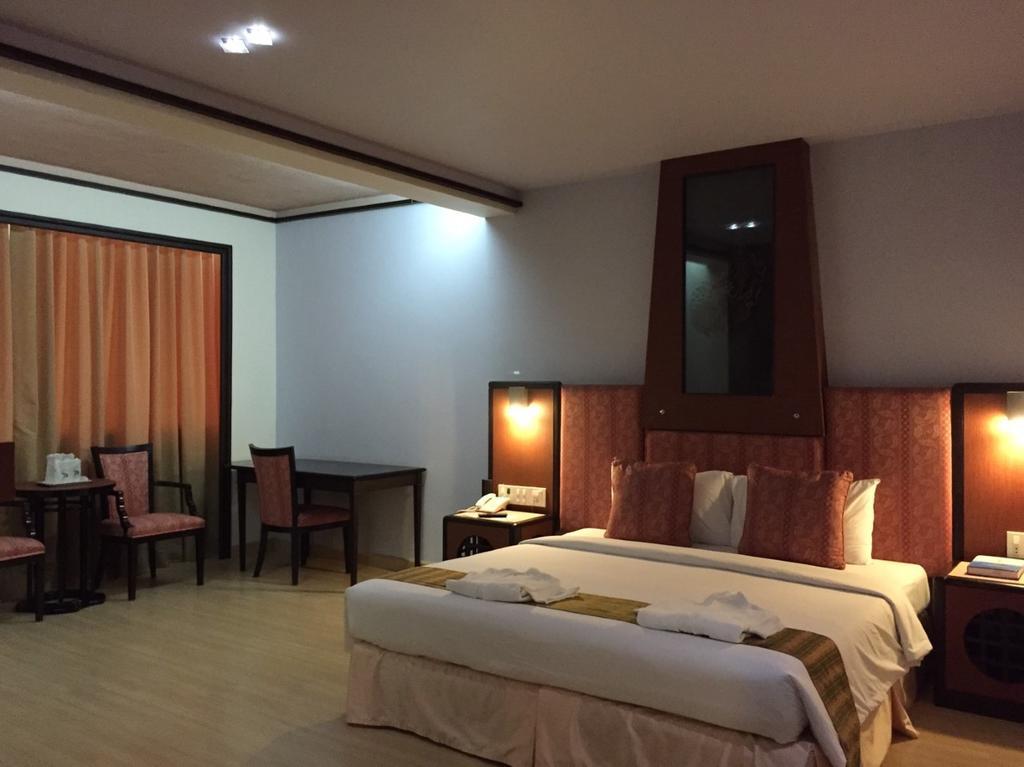 Bp Grand Tower Hotel Hat Yai Zewnętrze zdjęcie